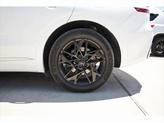 Thumbnail of 2022 Alta White Genesis GV70