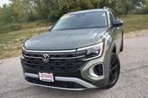 Thumbnail of 2025 Avocado Green Pearl Volkswagen Atlas