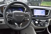 Thumbnail of 2023 Granite Crystal Metallic Clearcoat Chrysler Pacifica