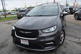 Thumbnail of 2023 Granite Crystal Metallic Clearcoat Chrysler Pacifica