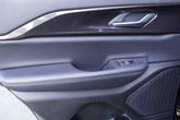 Thumbnail of 2023 Diamond Black Crystal Pearlcoat Jeep Grand Cherokee
