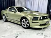 Thumbnail of 2006 Green Ford Mustang