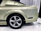 Thumbnail of 2006 Green Ford Mustang