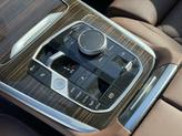 Thumbnail of 2025 White Metallic BMW X7