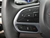 Thumbnail of 2023 Granite Crystal Clearcoat Metallic Chrysler Pacifica