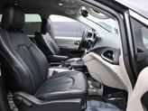 Thumbnail of 2023 Granite Crystal Clearcoat Metallic Chrysler Pacifica