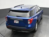Thumbnail of 2022 Blue Ford Explorer