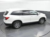 Thumbnail of 2021 White Honda Pilot