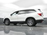 Thumbnail of 2021 White Honda Pilot