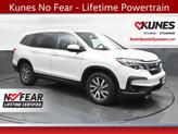 Photo of 2021 White Honda Pilot