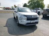 Thumbnail of 2025 Diamond White Mitsubishi Outlander