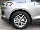 Thumbnail of 2021 Iconic Silver Metallic Ford Edge