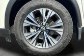 Thumbnail of 2023 Pearl White Tricoat Nissan Rogue