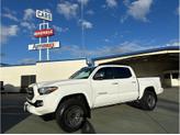Photo of 2016 White Toyota Tacoma