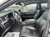 Thumbnail of 2018 Predawn Gray Mica Toyota Highlander