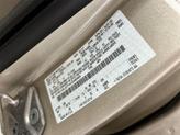 Thumbnail of 2017 White Gold Metallic Ford Escape