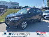 Photo of 2023 Super Black Nissan Kicks