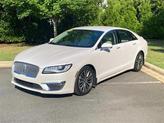 Thumbnail of 2020 White Platinum Tri-Coat Metallic Lincoln MKZ