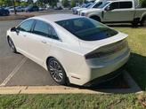 Thumbnail of 2020 White Platinum Tri-Coat Metallic Lincoln MKZ
