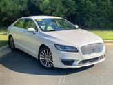 Photo of 2020 White Platinum Tri-Coat Metallic Lincoln MKZ
