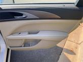 Thumbnail of 2020 White Platinum Tri-Coat Metallic Lincoln MKZ