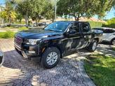 Photo of 2022 Black Nissan Frontier