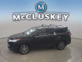 Photo of 2018 Midnight Black Metallic Toyota Highlander