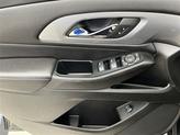 Thumbnail of 2022 Mosaic Black Metallic Chevrolet Traverse