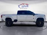 Thumbnail of 2022 Summit White GMC Sierra 2500
