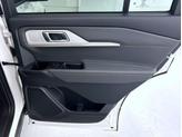 Thumbnail of 2025 White Metallic Ford Explorer