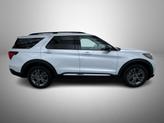 Thumbnail of 2025 Space White Metallic Ford Explorer