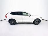 Thumbnail of 2020 Crystal White Metallic Volvo XC60