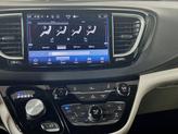 Thumbnail of 2022 Brilliant Black Crystal Pearlcoat Chrysler Pacifica