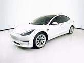 Thumbnail of 2022 Pearl White Multi-Coat Tesla Model 3
