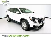 Photo of 2024 Summit White GMC Terrain