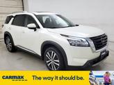 Photo of 2022 White Nissan Pathfinder