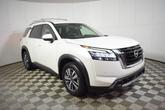 Thumbnail of 2024 Pearl White Tricoat Nissan Pathfinder
