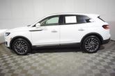 Thumbnail of 2020 White Lincoln Nautilus