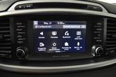 Thumbnail of 2019 Snow White Pearl Kia Sorento
