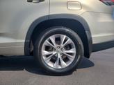 Thumbnail of 2015 Creme Brulee Mica Toyota Highlander