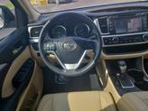 Thumbnail of 2015 Creme Brulee Mica Toyota Highlander