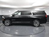 Thumbnail of 2023 Onyx Black GMC Yukon XL