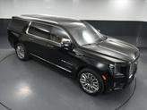 Thumbnail of 2023 Onyx Black GMC Yukon XL