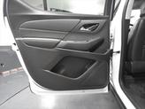 Thumbnail of 2021 Iridescent Pearl Tricoat Chevrolet Traverse