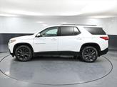 Thumbnail of 2021 Iridescent Pearl Tricoat Chevrolet Traverse