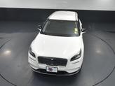 Thumbnail of 2022 Pristine White Metallic Tri-Coat Lincoln Corsair