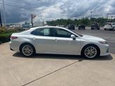 Thumbnail of 2018 Super White Toyota Camry