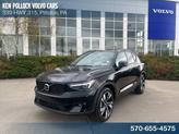 Photo of 2025 Onyx Black Volvo XC40