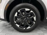 Thumbnail of 2024 Glacial White Pearl Kia Sorento