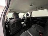 Thumbnail of 2024 Glacial White Pearl Kia Sorento